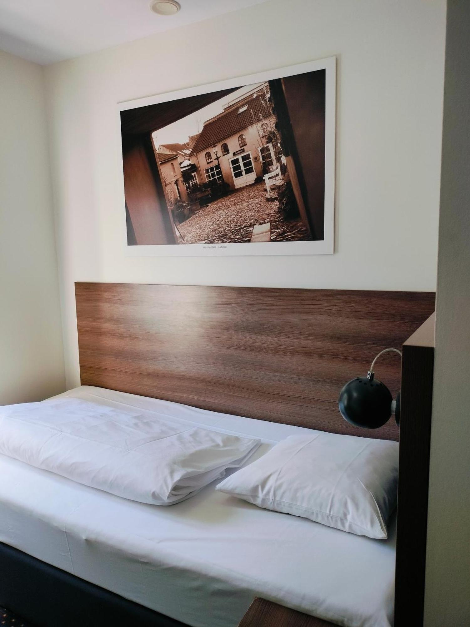 Hotel Jomfru Ane Олбор Екстериор снимка