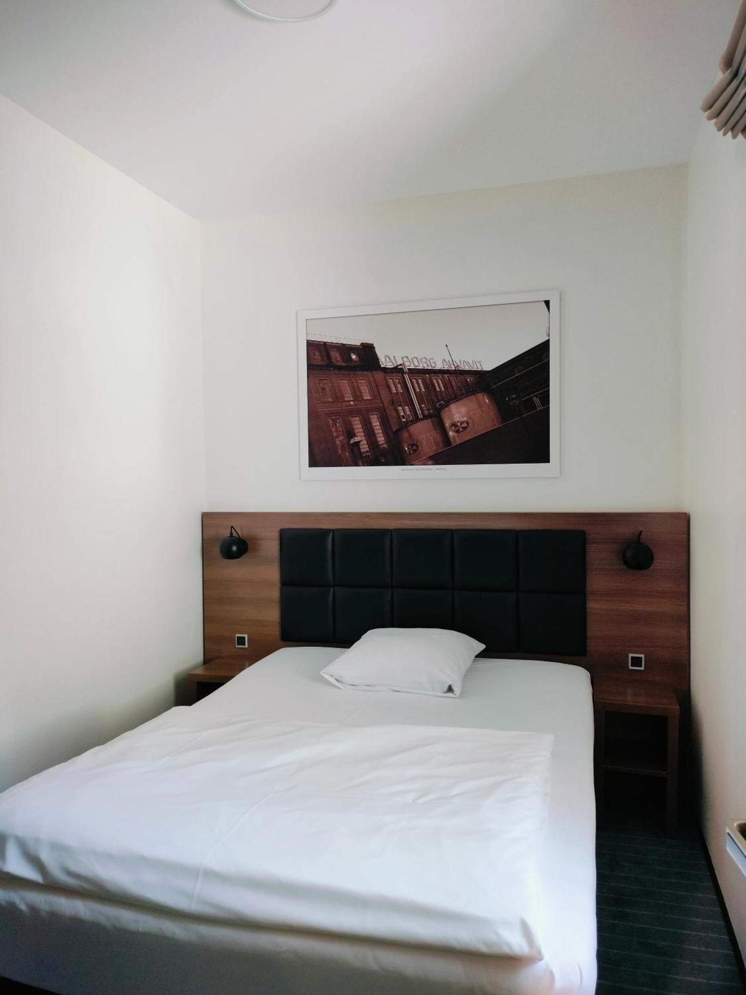 Hotel Jomfru Ane Олбор Екстериор снимка