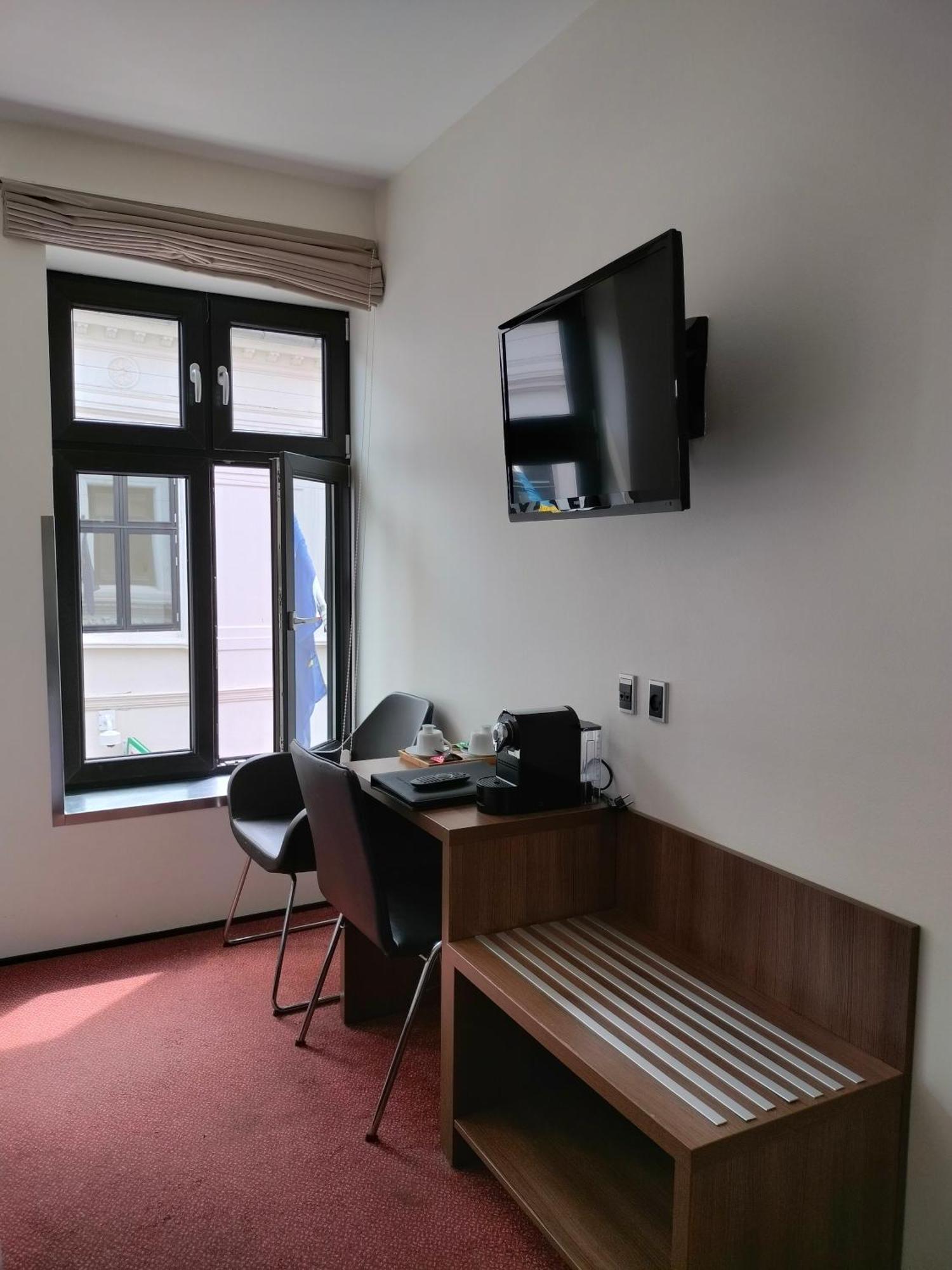 Hotel Jomfru Ane Олбор Екстериор снимка