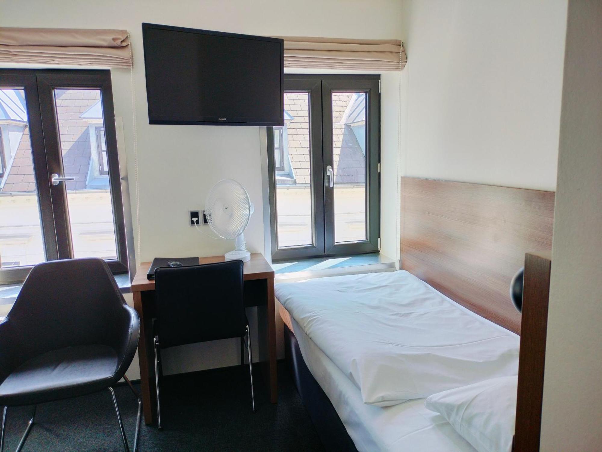 Hotel Jomfru Ane Олбор Екстериор снимка
